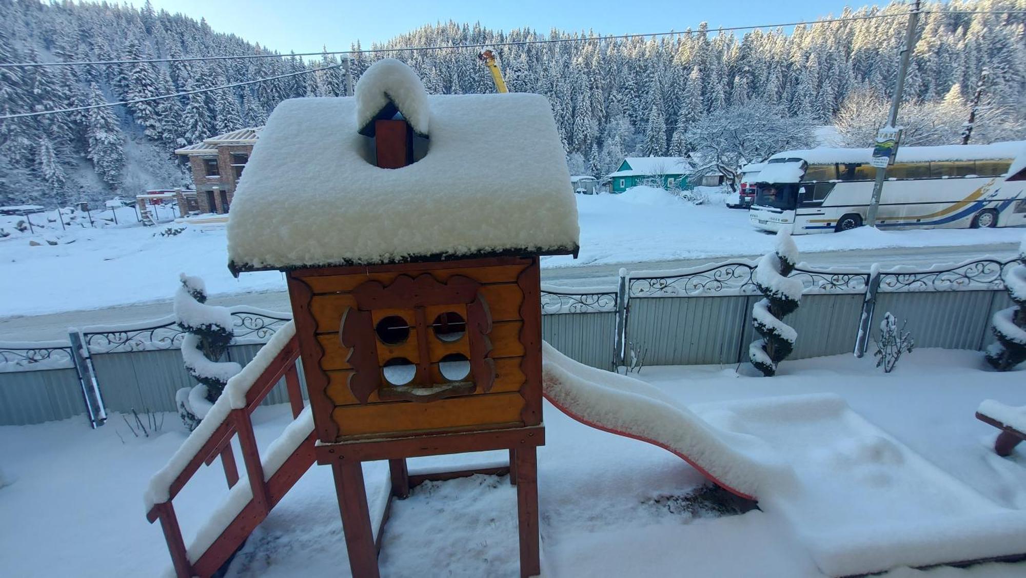 Hotel "Як Вдома" Буковель Esterno foto